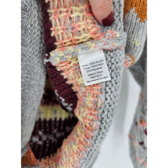 So Women's Aztec V-neck Button Up Long Sleeve 100% Acrylic Cardigan Size L - Picture 3 of 4